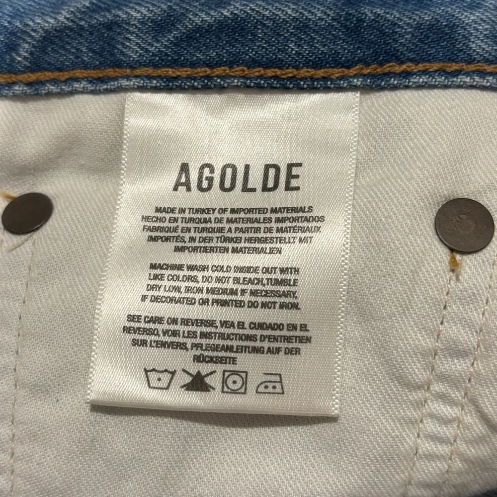 Agolde Stella Light Blue Jean Shorts - Picture 8 of 8
